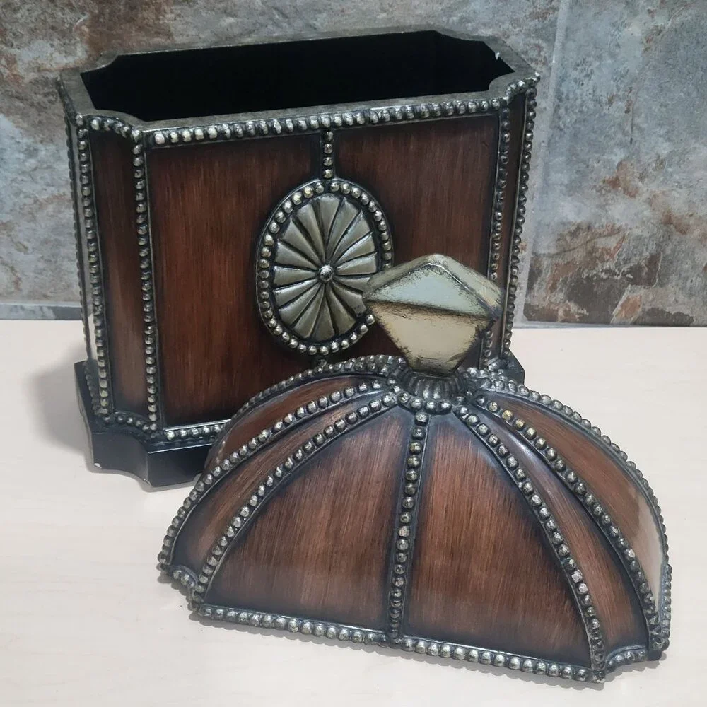 Large Aleron Box Decorative Trinket Dome Lid